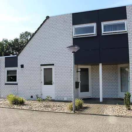 Holiday home Broekweg 18 - Mookerplas Plasmolen